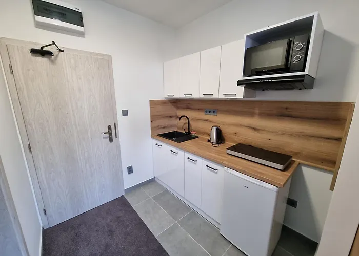 מלון Kampus Poruba *