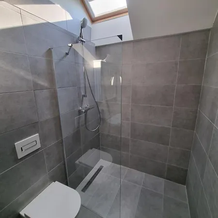 Kampus Poruba 酒店 俄斯特拉发