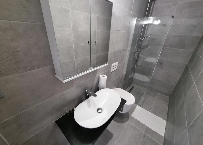 Kampus Poruba מלון